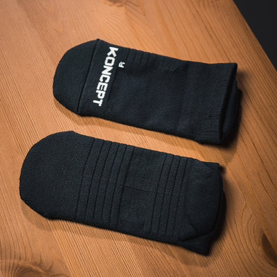 Koncept Fitwear | Linear Socks | Graphite